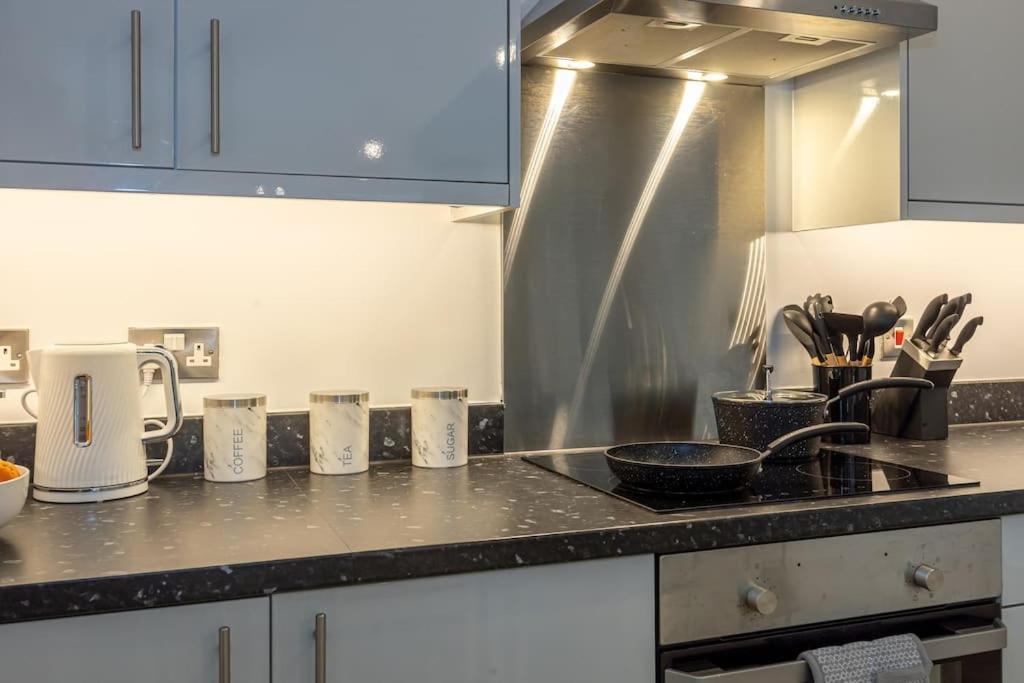 Centre - Luxe 2bed Palazzo Апартаменты *