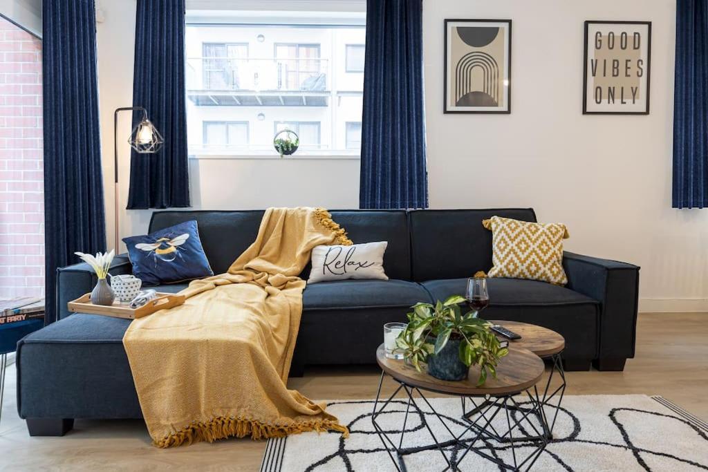 Centre - Luxe 2bed Palazzo Апартаменты *